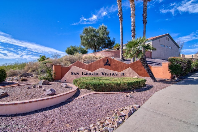 4621 S Pinnacle Peak Dr, Green Valley, AZ 85622 - view of community sign