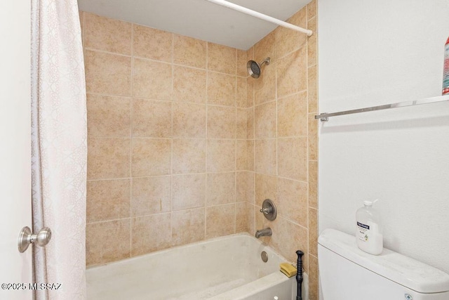 full bath featuring shower / bath combination with curtain and toilet