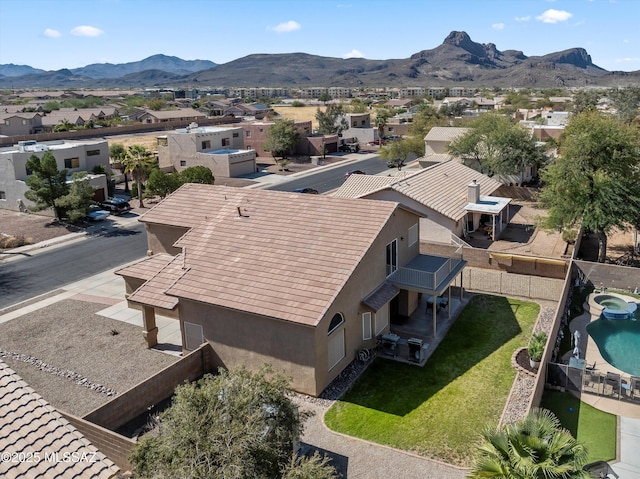 birds eye view of property featuring a residential view and a mountain view