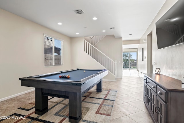 rec room featuring recessed lighting, visible vents, baseboards, and pool table