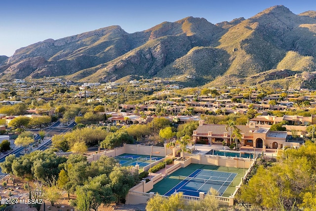 drone / aerial view featuring a mountain view