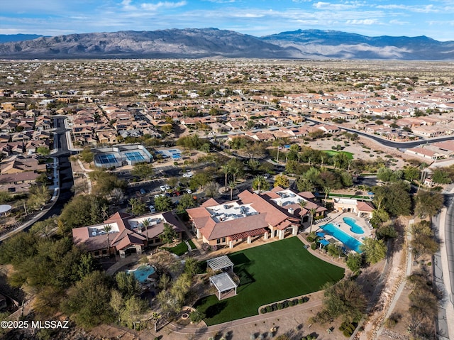 bird's eye view featuring a residential view and a mountain view