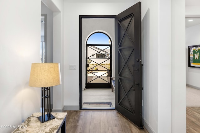 30755 S Chestnut Way, Oracle, AZ 85623 - foyer with wood finished floors and baseboards