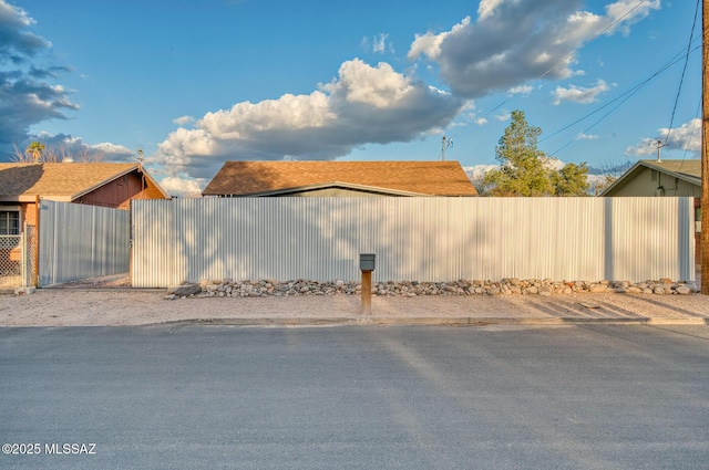 exterior space featuring fence