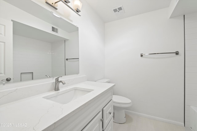 full bathroom featuring visible vents, toilet, vanity, and a tub to relax in