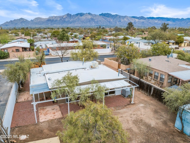 birds eye view of property featuring a residential view and a mountain view