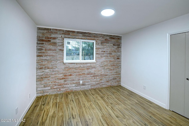 4040 N Camino Cardenal, Tucson, AZ 85718 - sitting room featuring visible vents, baseboards, a ceiling fan, and light wood finished floors