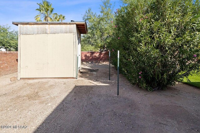exterior space with fence