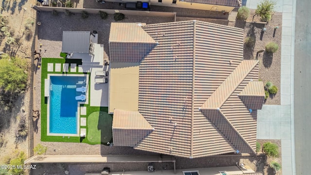 6909 W Cliff Spring Trl, Marana, AZ 85658 - view from above of property featuring a pool