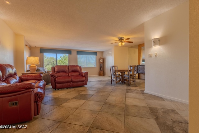 Listing photo 2 for 841 Camino Del Monte, Green Valley AZ 85614