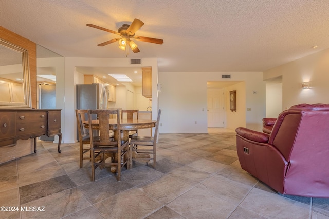 Listing photo 3 for 841 Camino Del Monte, Green Valley AZ 85614