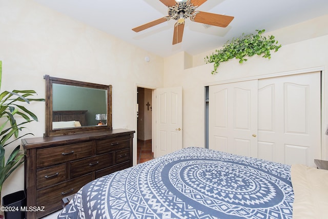 bedroom featuring a closet and ceiling fan