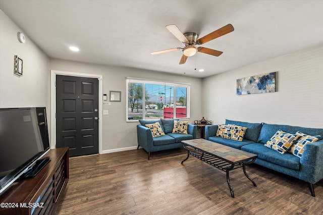 living area with recessed lighting, baseboards, ceiling fan, and wood finished floors