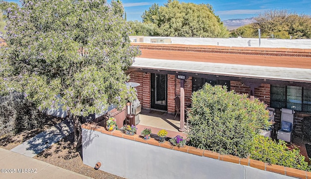 view of front of home