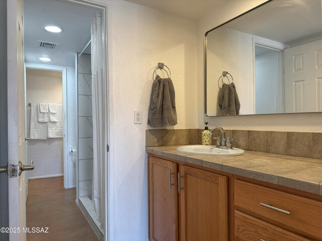 5051 N Sabino Canyon Rd Unit 1152, Tucson, AZ 85750 - clothes washing area featuring washing machine and dryer