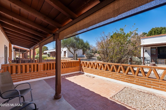207 S Paseo Tierra Unit A, Green Valley, AZ 85614 - view of patio / terrace