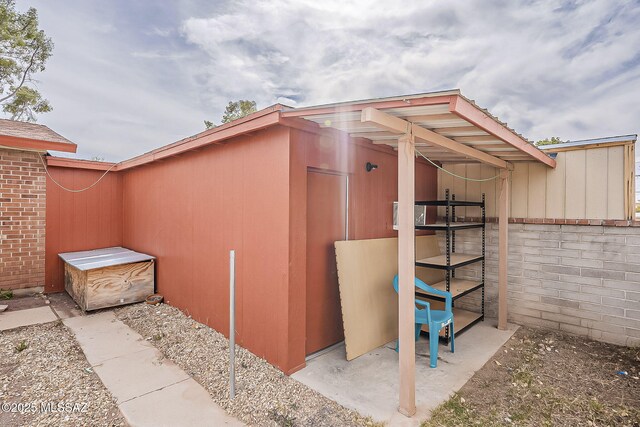 view of outdoor structure
