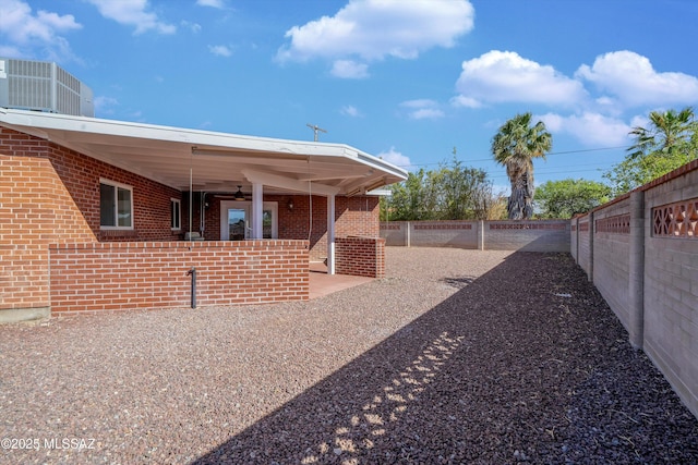 2350 E Juanita St, Tucson, AZ 85719 - fenced backyard with ceiling fan