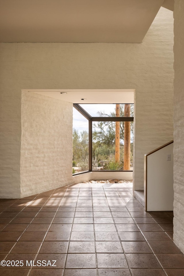 interior space featuring a lanai