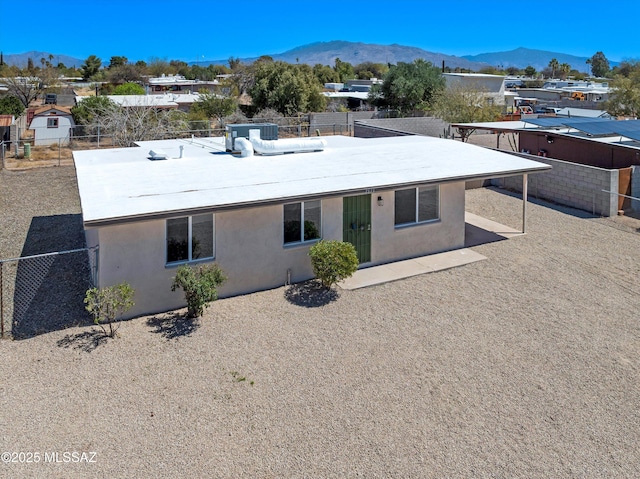 7575 E Apple Tree Dr, Tucson, AZ 85730 - ranch-style house featuring a mountain view, stucco siding, and a residential view