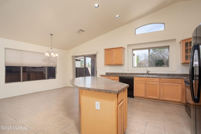 154 W Calle Patio Lindo, Sahuarita, AZ 85629 - kitchen with black appliances, a sink, a center island, a chandelier, and recessed lighting
