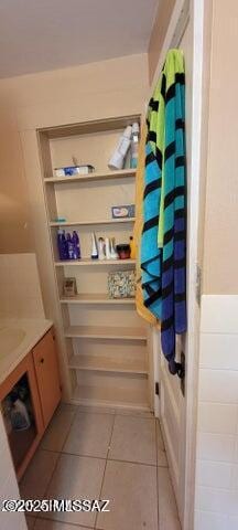 pantry featuring a sink