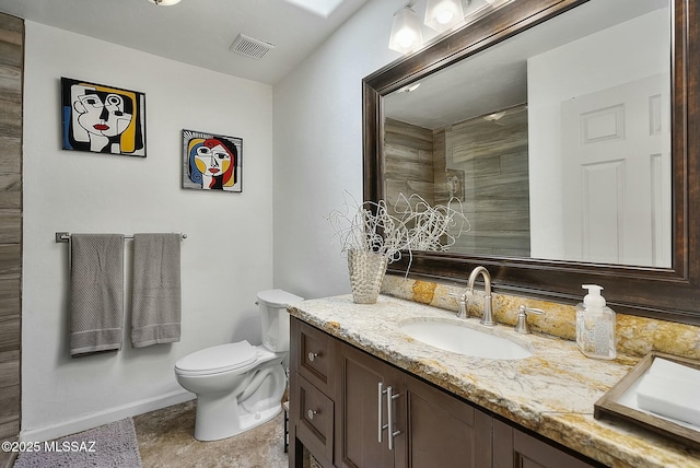 3167 N Corona Pl, Nogales, AZ 85621 - full bath with vanity, toilet, baseboards, walk in shower, and visible vents