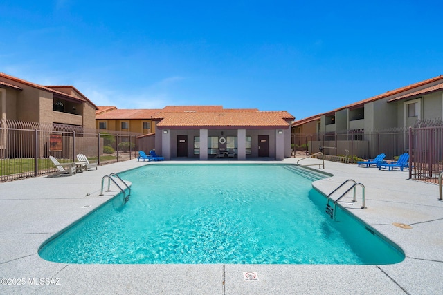 2172 N Pantano Rd Unit 217, Tucson, AZ 85715 - community pool with a patio area