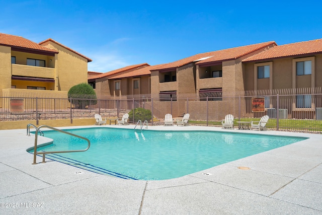 2172 N Pantano Rd Unit 217, Tucson, AZ 85715 - community pool with a patio