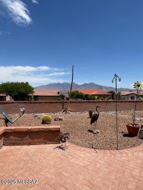 4769 S Meadow Ridge Dr, Green Valley, AZ 85622 - view of mountain backdrop
