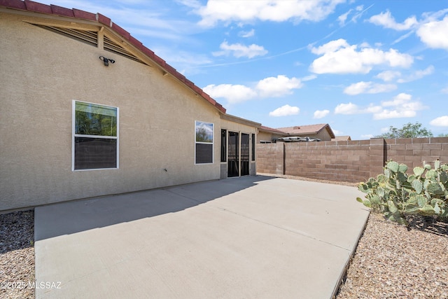 3398 W Sagebrush Hills Ct, Tucson, AZ 85741 - view of patio / terrace featuring fence