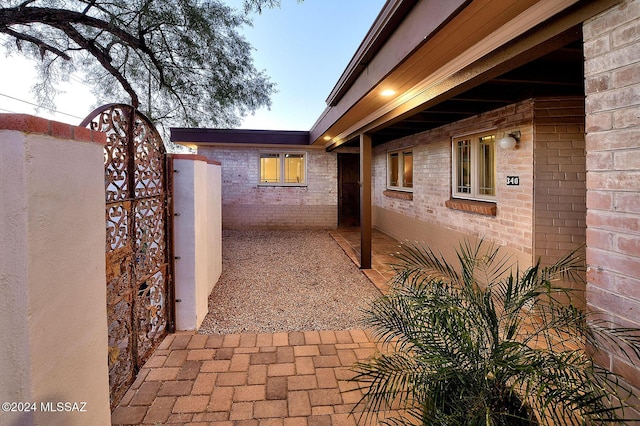 340 S Country Club Rd, Tucson, AZ 85716 - view of patio / terrace with a gate