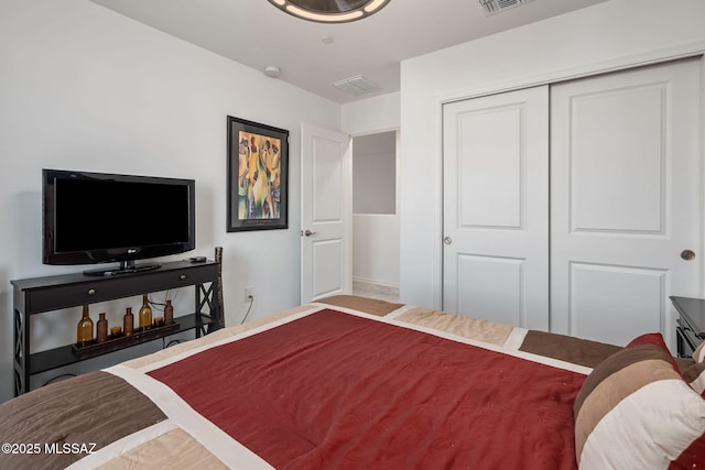 10150 S Rolling Water Dr, Vail, AZ 85641 - bedroom with a closet and visible vents