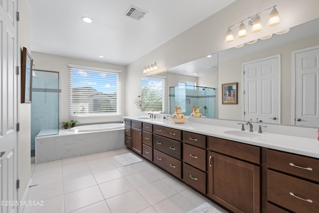 61663 E Talc St, Oracle, AZ 85623 - bedroom featuring ceiling fan, visible vents, baseboards, and light carpet