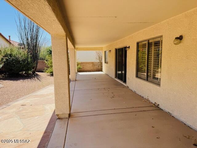 1370 N Birds Nest Rd, Green Valley, AZ 85614 - view of patio / terrace