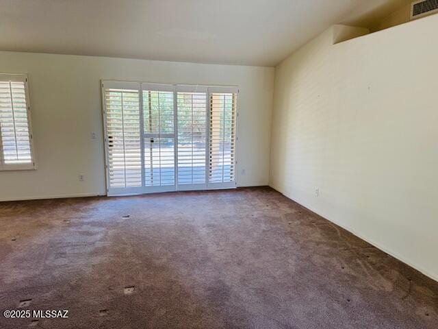 1370 N Birds Nest Rd, Green Valley, AZ 85614 - unfurnished room with visible vents and carpet