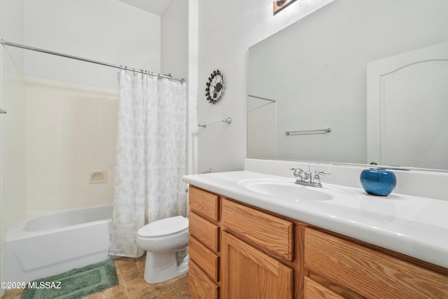 full bath with toilet, vanity, and shower / bath combo