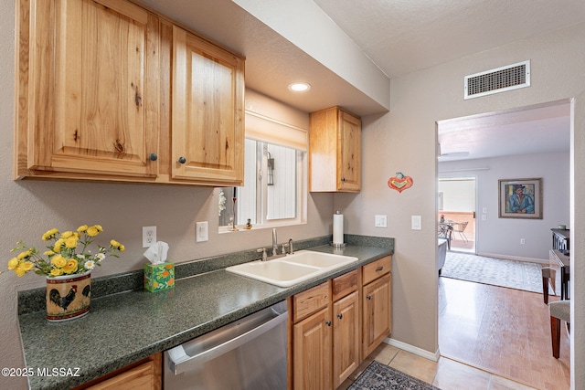 307 N Calle Del Chancero, Green Valley, AZ 85614