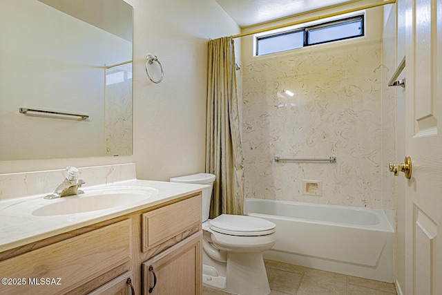 4661 S Desert Grove Ct, Green Valley, AZ 85622 - bathroom with tile patterned flooring, toilet, vanity, and shower / bath combination with curtain