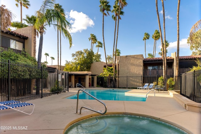 538 N Dodge Blvd, Tucson, AZ 85716 - pool with fence, a community hot tub, and a patio