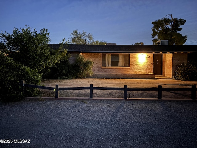3256 E Terra Alta Blvd, Tucson, AZ 85716 - ranch-style home with a fenced front yard and brick siding