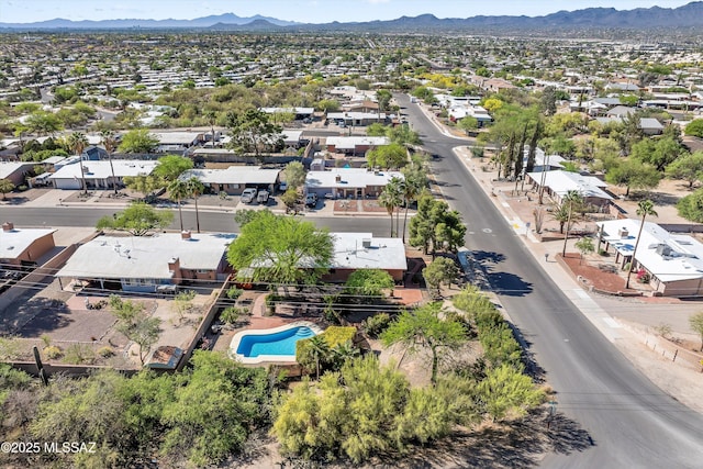 bird's eye view featuring a residential view and a mountain view