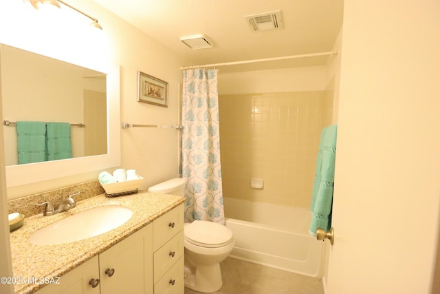full bathroom featuring visible vents, toilet, shower / tub combo with curtain, and vanity
