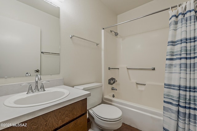 221 N Calle Del Lago, Green Valley, AZ 85614 - full bath with toilet, shower / tub combo with curtain, and vanity