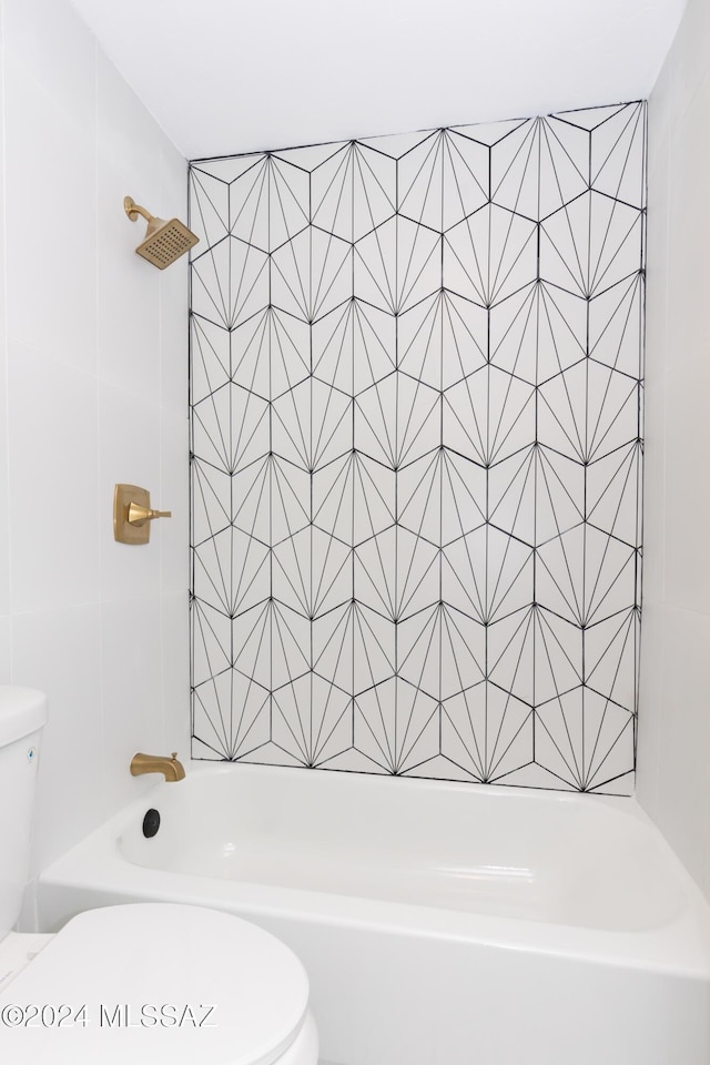 3030 N 2nd Ave, Tucson, AZ 85705 - bathroom with toilet and shower / tub combination