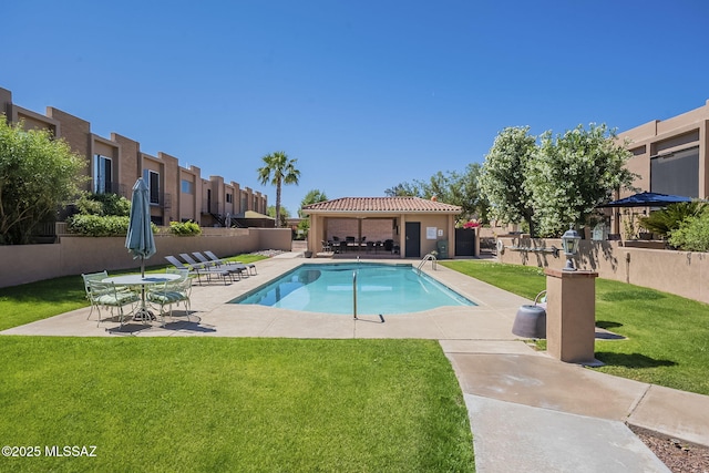 6120 E 5th St Unit B121, Tucson, AZ 85711 - community pool with a patio area and a gazebo