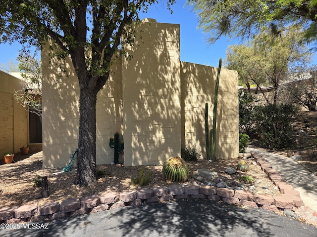 view of home's exterior