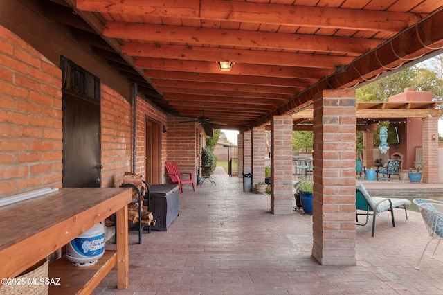 6341 E Brian Kent St, Tucson, AZ 85710 - view of patio / terrace featuring a ceiling fan
