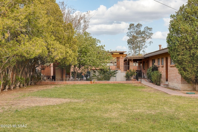 6341 E Brian Kent St, Tucson, AZ 85710 - view of yard featuring fence