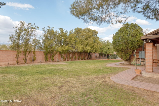 6341 E Brian Kent St, Tucson, AZ 85710 - view of yard with a fenced backyard
